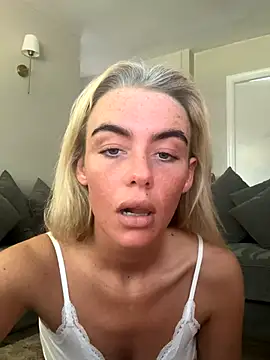 scouseblondie online show from September 16, 2:58 pm