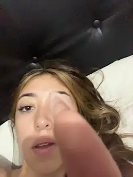 kimmy vegga2 online show from November 2, 3:26 pm