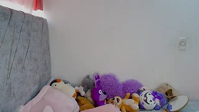 kimmy vegga2 online show from October 14, 3:25 pm