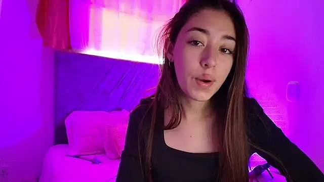 kimmy vegga2 online show from September 17, 3:10 pm