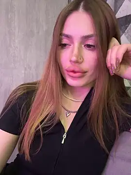 Elizabeth Tay online show from March 12, 7:38 pm