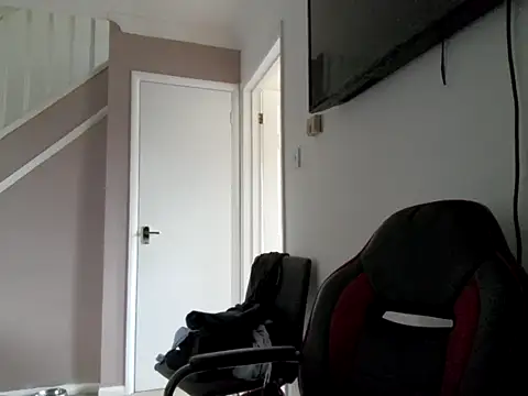 AnielaMarie online show from September 18, 9:08 am