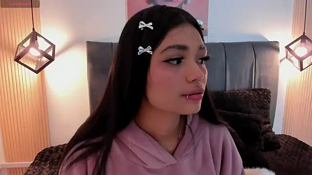 Evaa rosee  online show from September 26, 12:36 pm