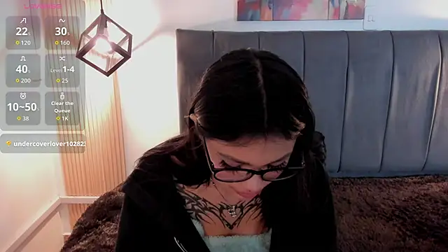 Evaa rosee  online show from October 4, 12:22 pm