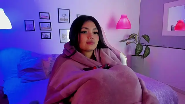 Evaa rosee  online show from October 15, 12:08 pm