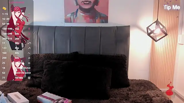 Evaa rosee  online show from October 11, 12:30 pm