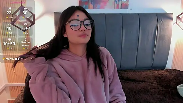 Evaa rosee  online show from October 9, 11:58 am