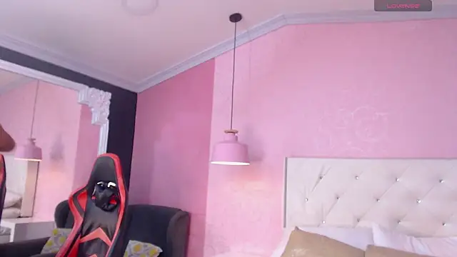 Snapshot of NatashaLimaa chatting on September 30, 3:01 am NatashaLimaa online show from September 30, 3:01 am