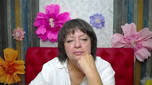 Snapshot of MaltaFora chatting on October 5, 11:59 am MaltaFora online show from October 5, 11:59 am