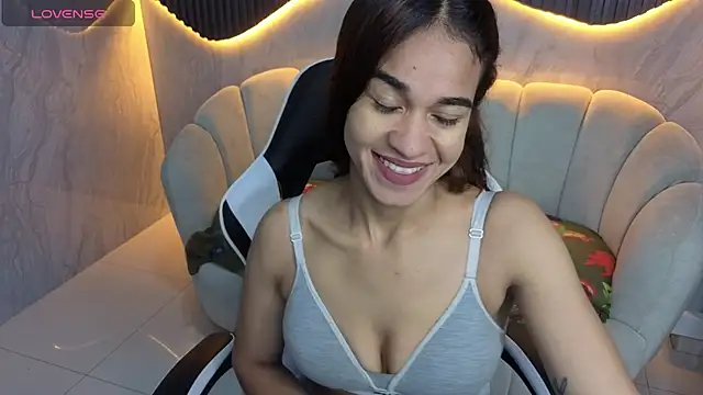 Maia Tx online show from October 6, 1:17 pm