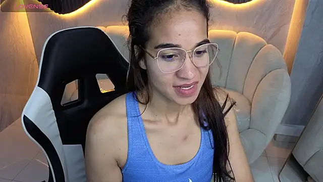 Maia Tx online show from September 26, 1:20 pm