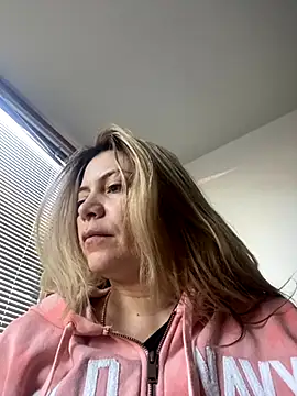 pamelaqenn 2 online show from November 1, 10:03 pm