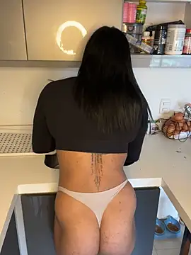 Sara Andradee online show from September 17, 8:07 pm