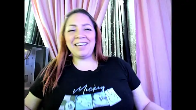 Snapshot of alexiaystive3 chatting on September 19, 3:33 pm alexiaystive3 online show from September 19, 3:33 pm