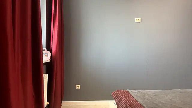 SylviaDelacruz online show from October 3, 10:09 am