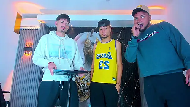 Iam Steven online show from October 8, 12:31 pm