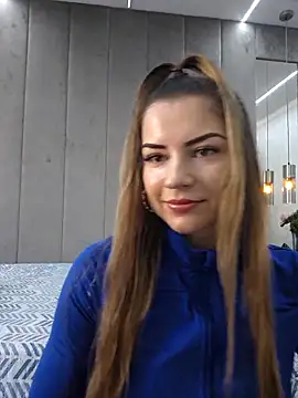 Von Dee online show from October 31, 6:26 am