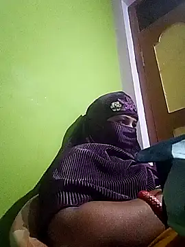 TAMI KAYAL online show from October 12, 4:31 pm