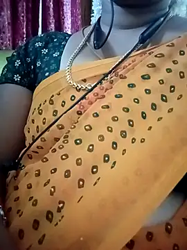 TAMI KAYAL online show from September 23, 11:30 am