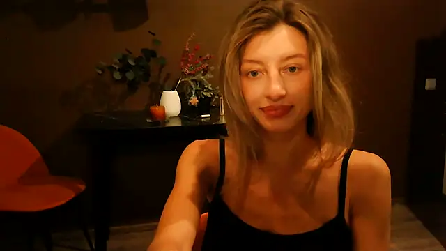 Miralyn online show from September 27, 9:55 pm