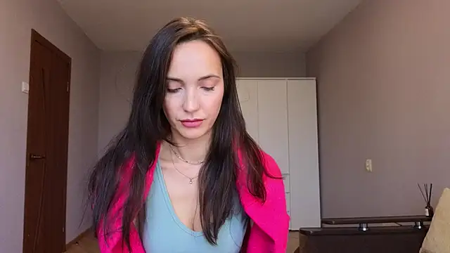 Snapshot of Lillian-Clark chatting on October 1, 7:57 am Lillian-Clark online show from October 1, 7:57 am