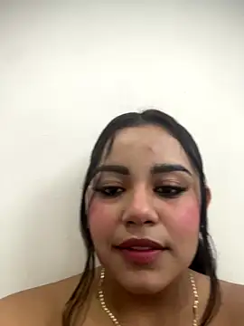 Snapshot of SienaWild chatting on October 6, 4:18 am SienaWild online show from October 6, 4:18 am