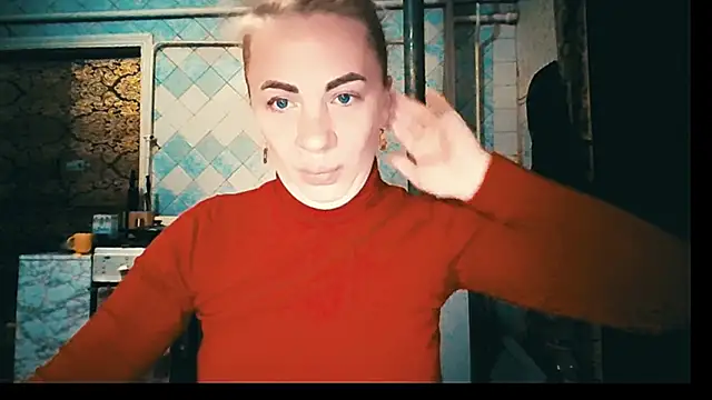 EmmaCat  online show from November 19, 6:35 am