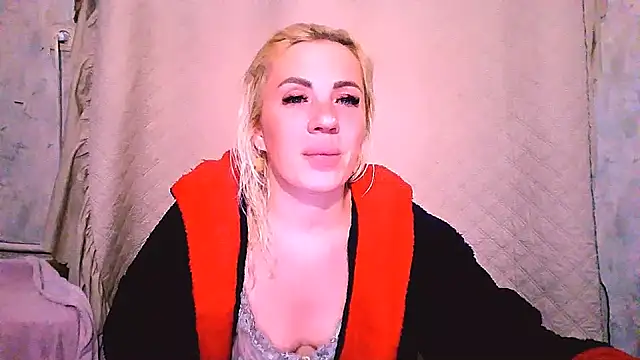 Snapshot of EmmaCat_ chatting on September 21, 5:11 pm EmmaCat online show from September 21, 5:11 pm