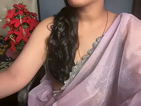 Reena R online show from September 14, 12:47 pm