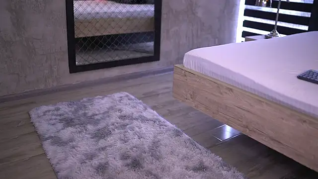 AlishaRossen online show from October 27, 6:42 am