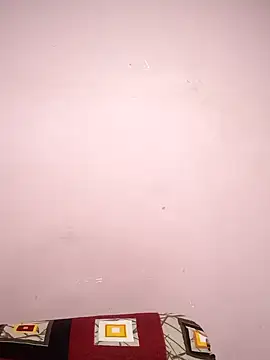 thehotlady online show from December 19, 1:36 pm