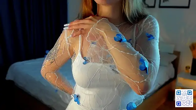 Snapshot of DimpledPoke chatting on October 19, 2:08 pm DimpledPoke online show from October 19, 2:08 pm