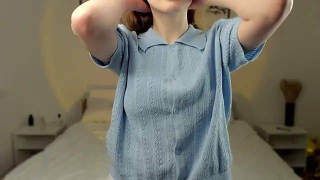 Snapshot of DimpledPoke chatting on September 28, 1:12 am DimpledPoke online show from September 28, 1:12 am