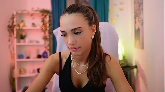 Alexis Love  online show from February 25, 7:56 pm