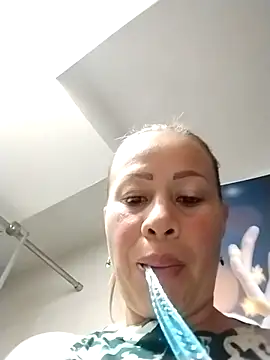 LaraCaliente online show from November 30, 2:49 am