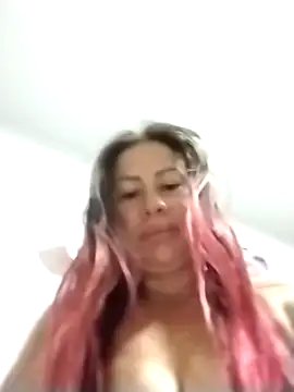 LaraCaliente online show from January 12, 3:45 am