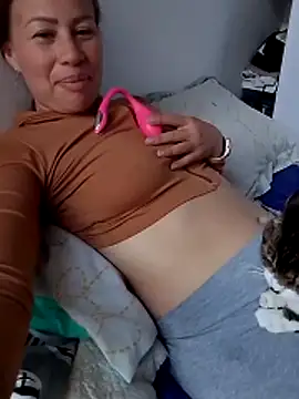 LaraCaliente online show from February 18, 8:52 pm