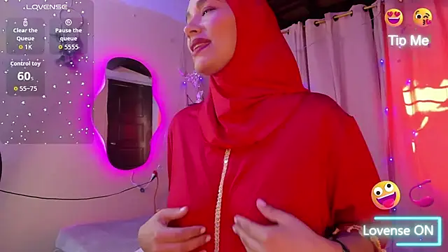 Snapshot of ShanaJamil chatting on October 3, 12:32 pm ShanaJamil online show from October 3, 12:32 pm