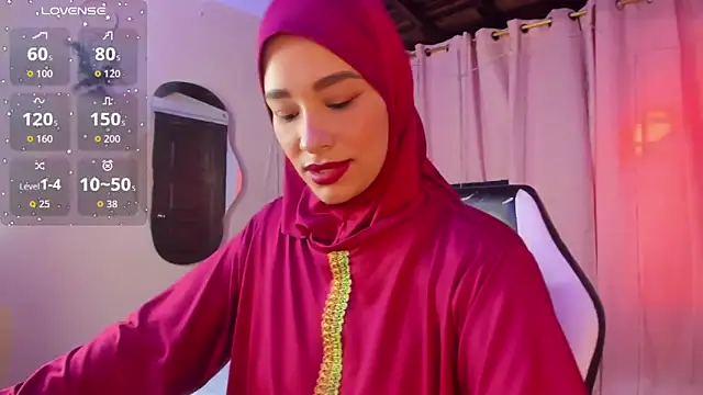 Snapshot of ShanaJamil chatting on October 23, 12:11 pm ShanaJamil online show from October 23, 12:11 pm