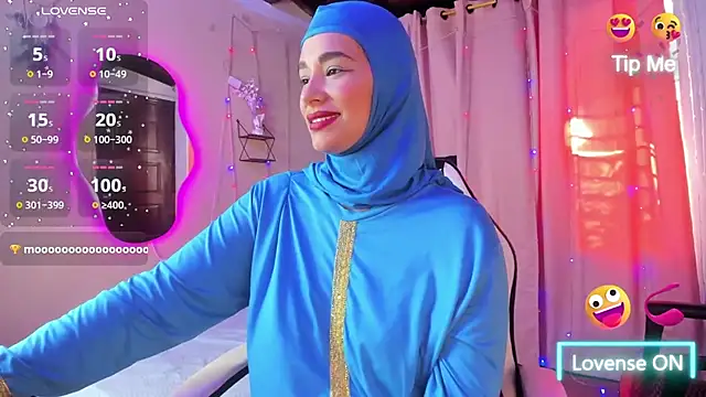 Snapshot of ShanaJamil chatting on October 30, 12:39 pm ShanaJamil online show from October 30, 12:39 pm