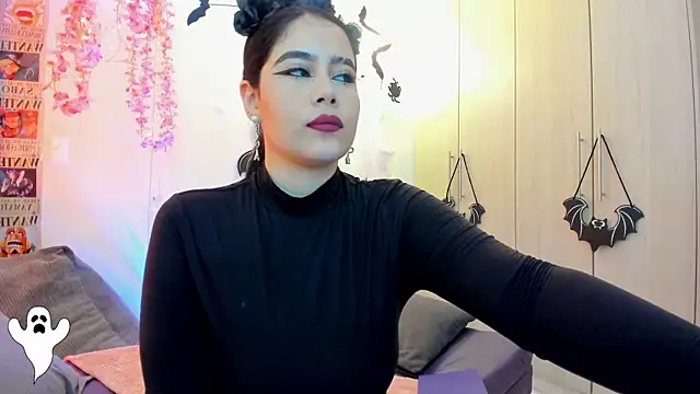 Snapshot of nicoblake chatting on October 23, 12:44 pm nicoblake online show from October 23, 12:44 pm