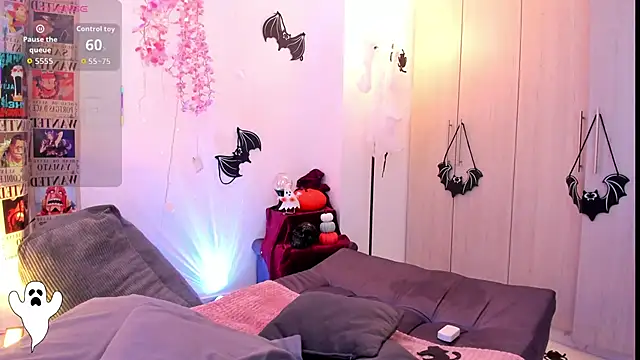 Snapshot of nicoblake chatting on October 22, 12:10 pm nicoblake online show from October 22, 12:10 pm