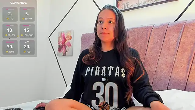 Julieta Lein online show from October 21, 11:31 pm