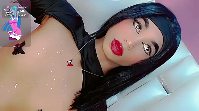 Snapshot of JessiscaWalker chatting on October 31, 8:02 pm JessiscaWalker online show from October 31, 8:02 pm