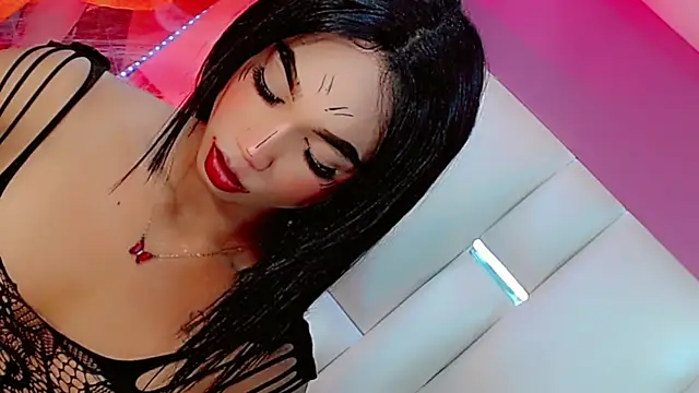 Snapshot of JessiscaWalker chatting on October 24, 12:17 am JessiscaWalker online show from October 24, 12:17 am