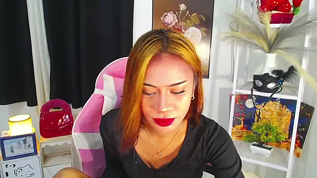 xxxgoddesnicolexxx online show from January 14, 3:28 pm