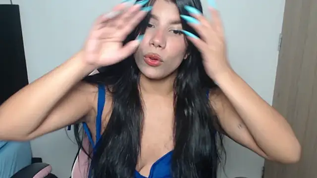 MayaScott11 online show from March 27, 1:07 am