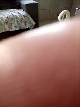 Snapshot of Rosabela04 chatting on September 27, 3:52 pm Rosabela04 online show from September 27, 3:52 pm