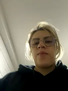 Snapshot of AlissaSpellman chatting on October 6, 6:12 pm AlissaSpellman online show from October 6, 6:12 pm