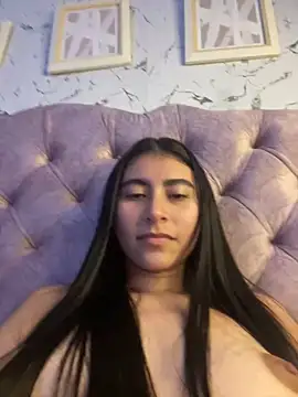 Snapshot of Isabella_Montoya chatting on October 9, 7:40 pm Isabella Montoya online show from October 9, 7:40 pm